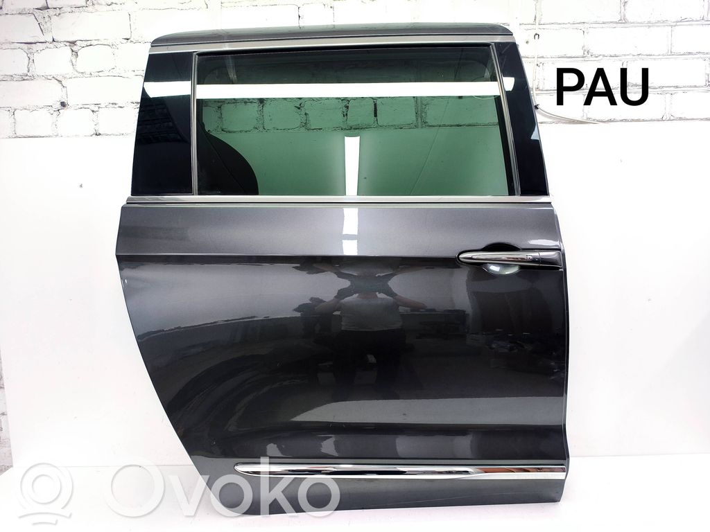 Side sliding door