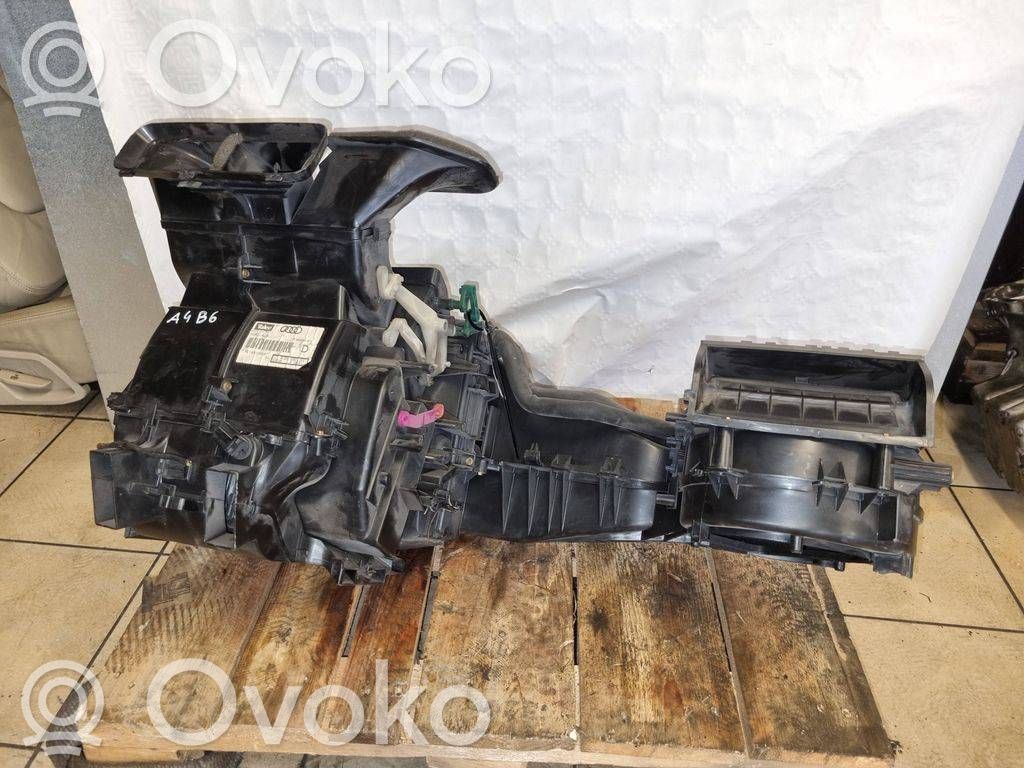 Audi A4 S4 B7 8E 8H Nagrzewnica / Komplet 
