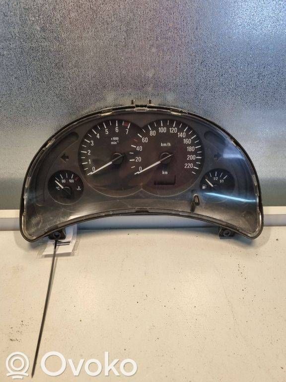 Opel Corsa C Speedometer (instrument cluster) 