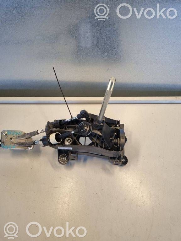Ford Fiesta Gear shifter/selector 
