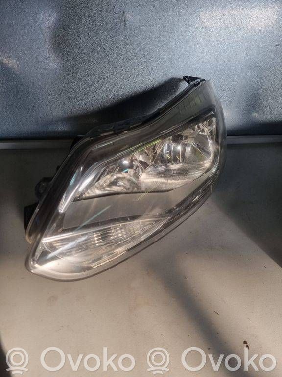 Ford Focus Headlight/headlamp 