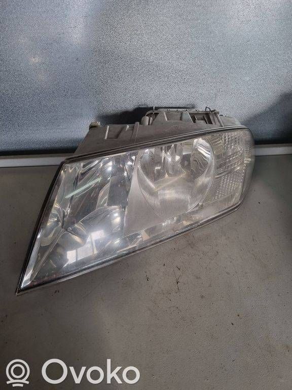 Skoda Octavia Mk2 (1Z) Lampa przednia 