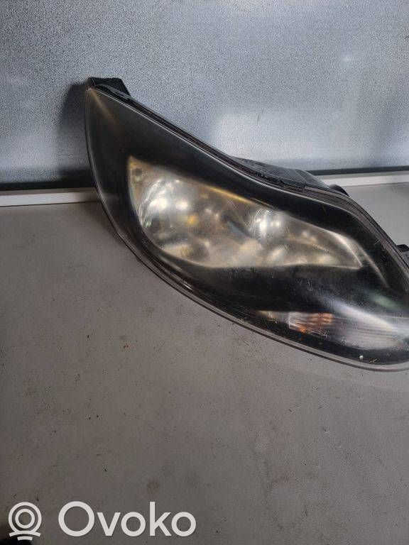 Ford Focus Headlight/headlamp 