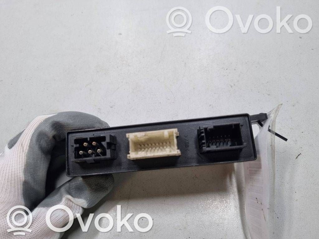 Unidad de control/módulo de la puerta   61358366529