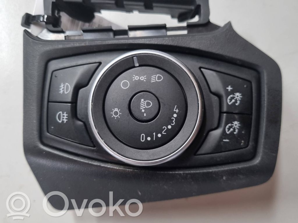 Ford Focus Light switch 