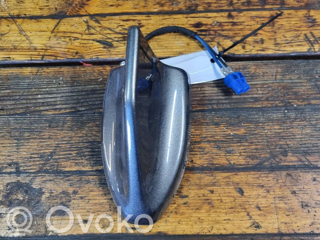 GPS-pystyantenni   HS7T19K351BB,03688H31888