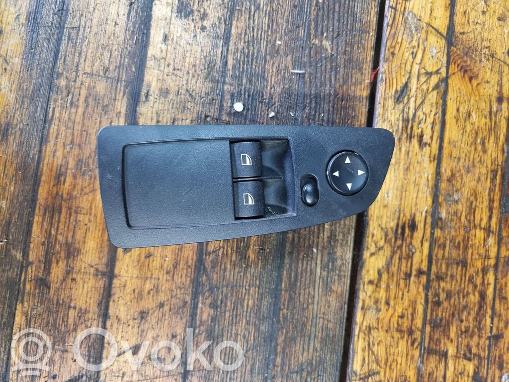 BMW 1 E81 E87 Electric window control switch 