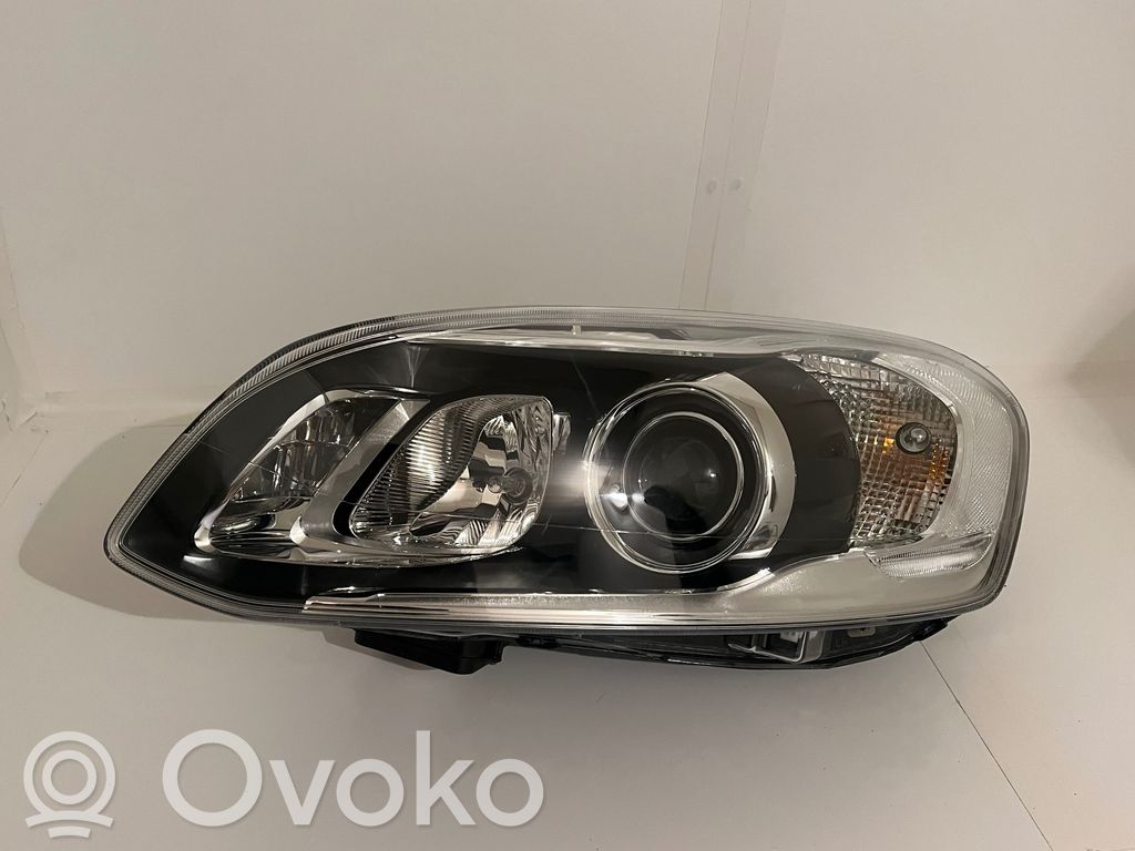 Volvo XC60 Scheinwerfer 