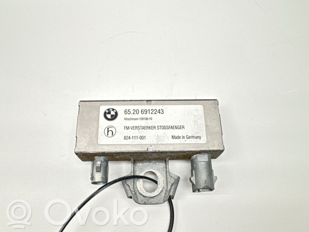 BMW Z4 E85 E86 Antenos stiprintuvas 