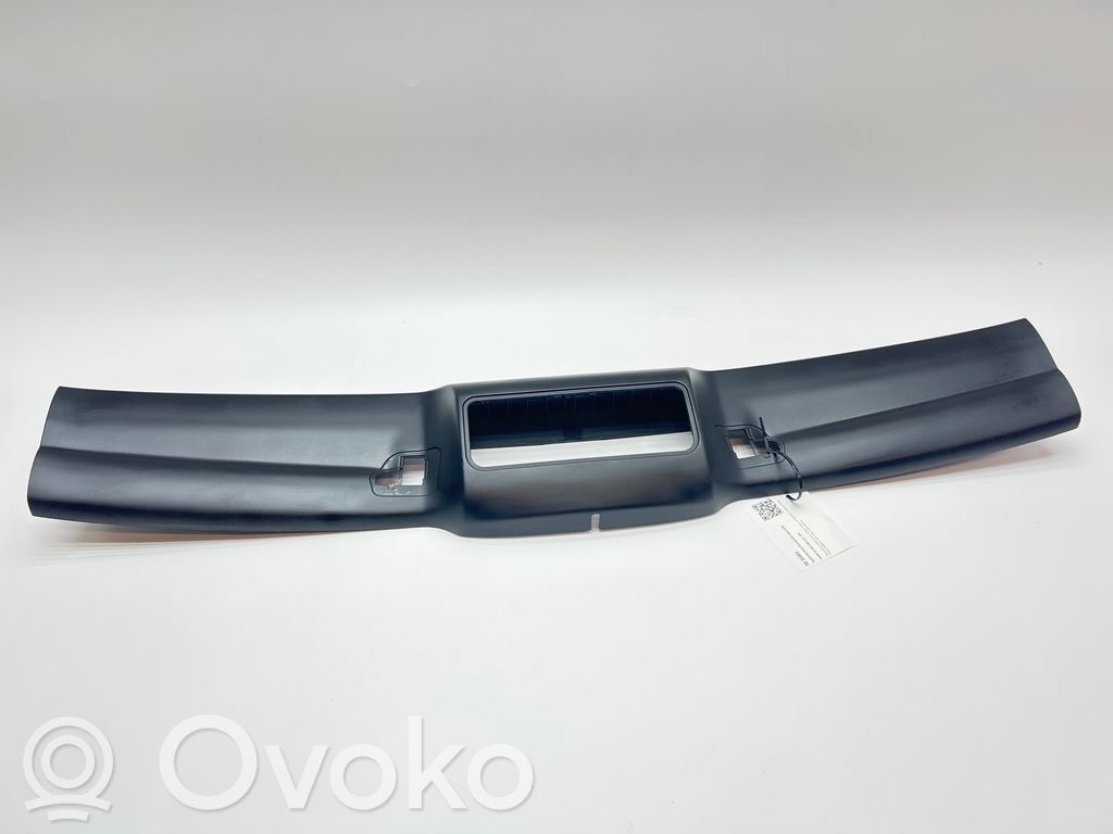 BMW Z4 E85 E86 Отделка консоли освещения 