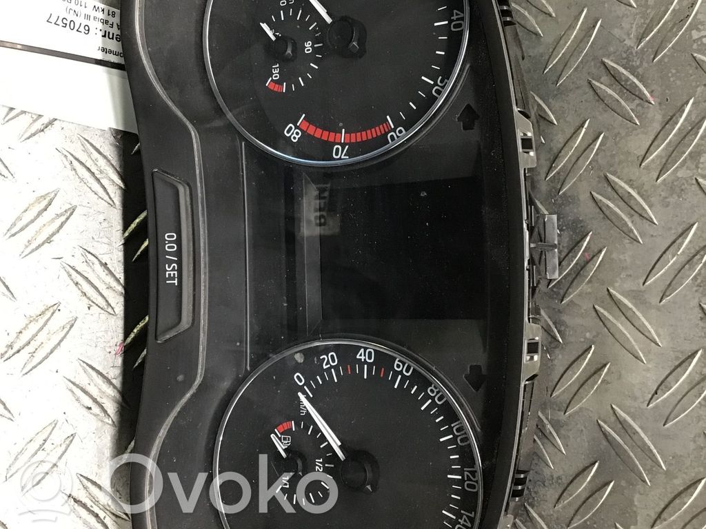 Skoda Fabia Mk3 (NJ) Tachimetro (quadro strumenti) 