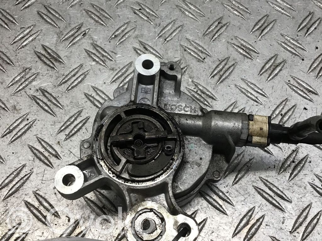 Vacuum pump   D1651C1