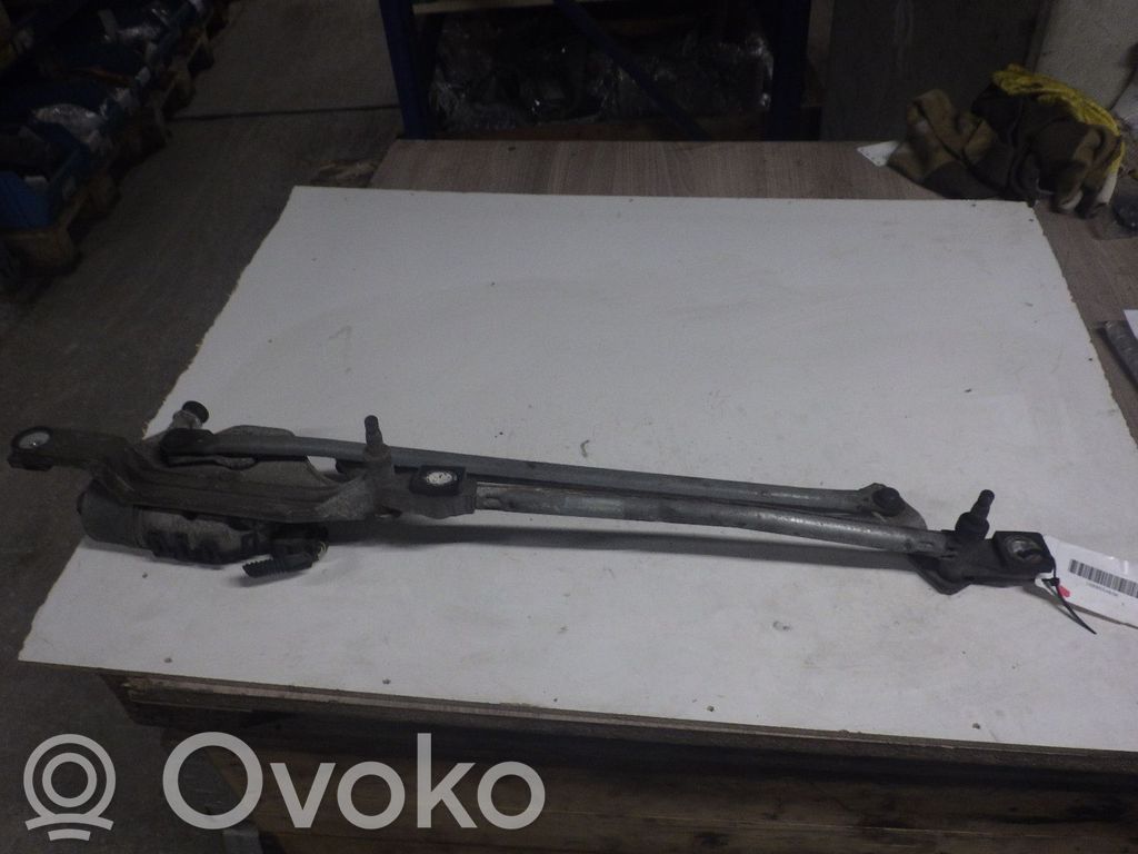 Front wiper linkage