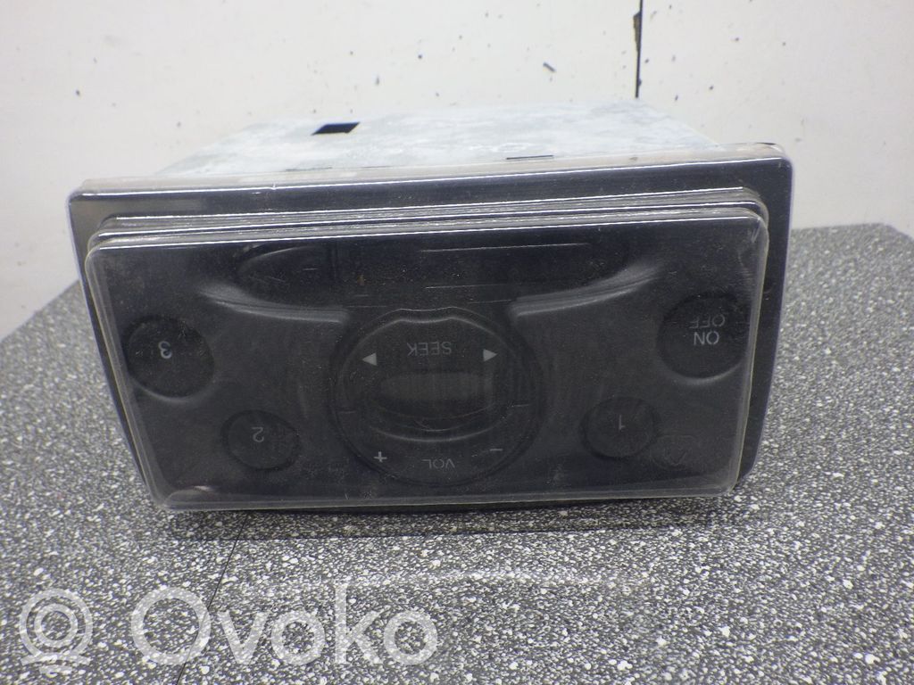 Radio / CD-Player / DVD-Player / Navigation