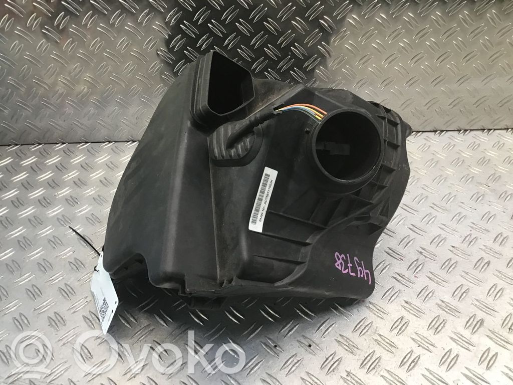 BMW 1 E81 E87 Air filter box 