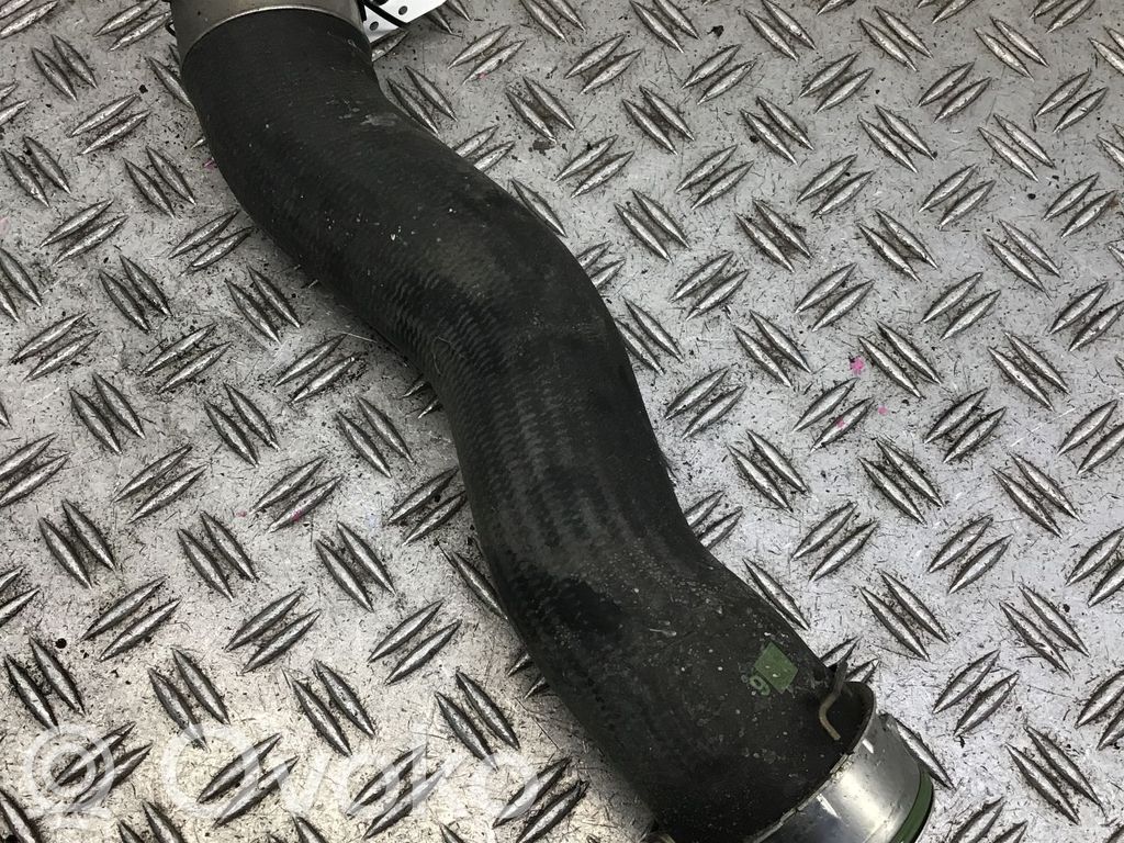 BMW 3 E90 E91 Turboahtimen ilmanoton letku 