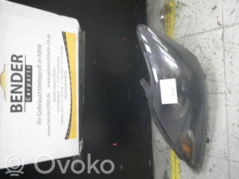 Headlight/headlamp   8M5113101CC