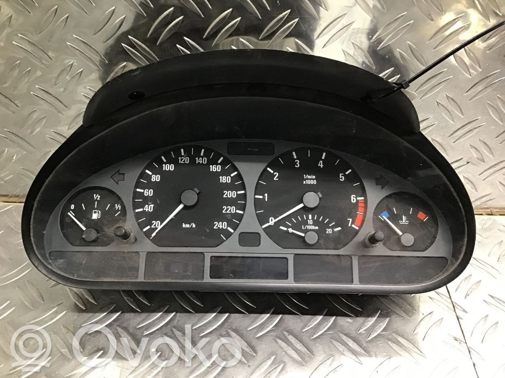 Mercedes-Benz CLS C219 Speedometer (instrument cluster) 