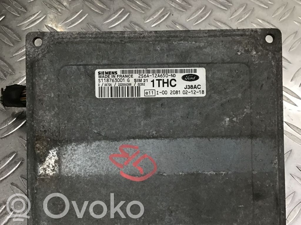 Ford Fiesta Engine control unit/module 