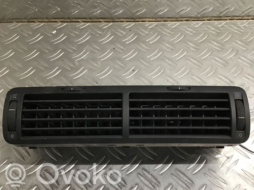 Volkswagen PASSAT B5.5 Część rury dolotu powietrza 