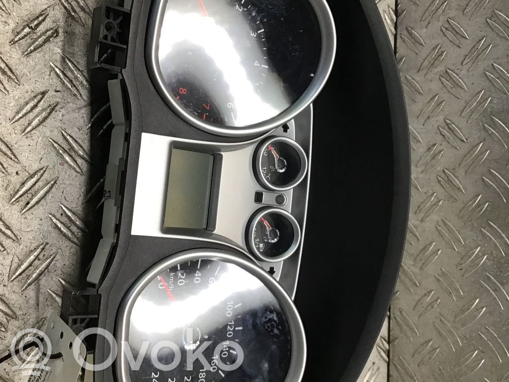 Ford Focus Spidometrs (instrumentu panelī) 