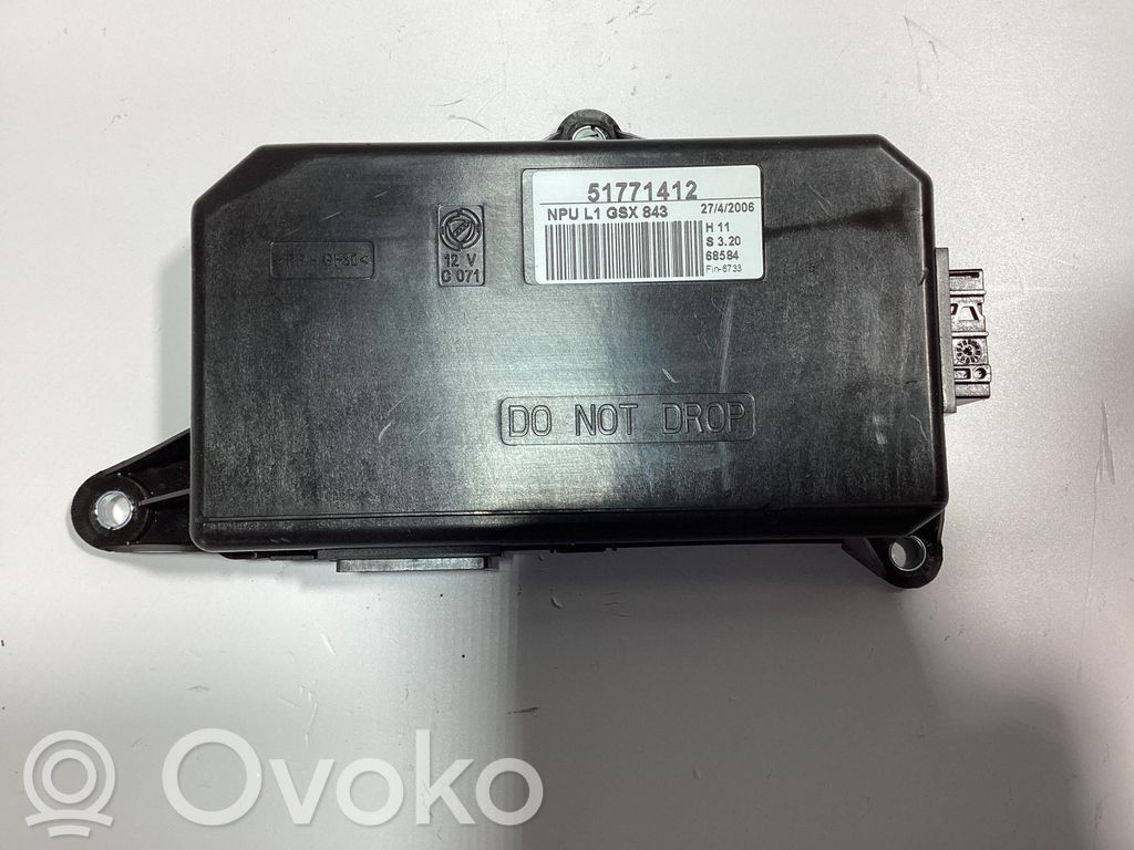 Lancia Ypsilon Unité de commande module de porte 