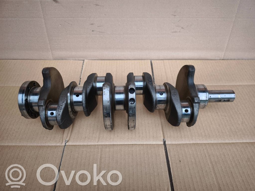 Kampiakseli   30725011