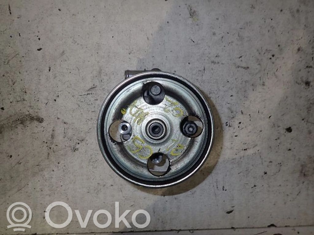 Ohjaustehostimen pumppu   000040077A