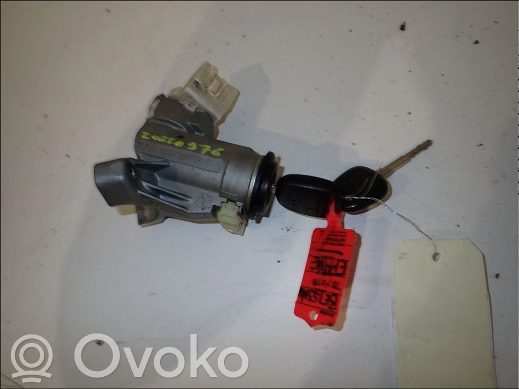 Toyota Yaris Vairo užraktas 