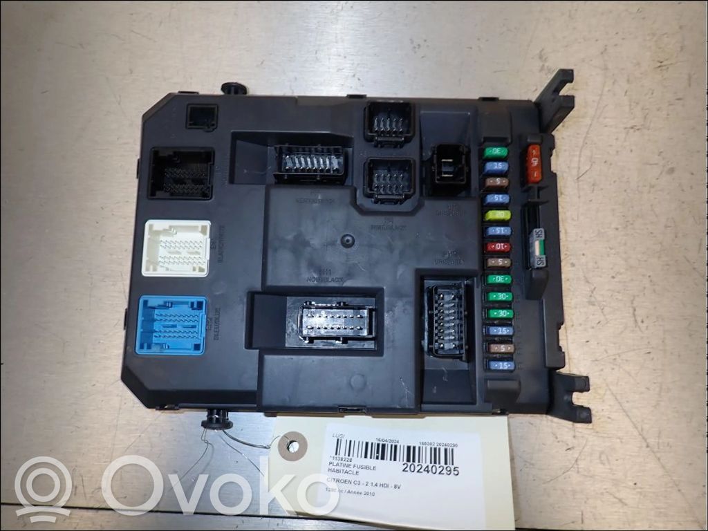 Citroen C3 Fuse module 