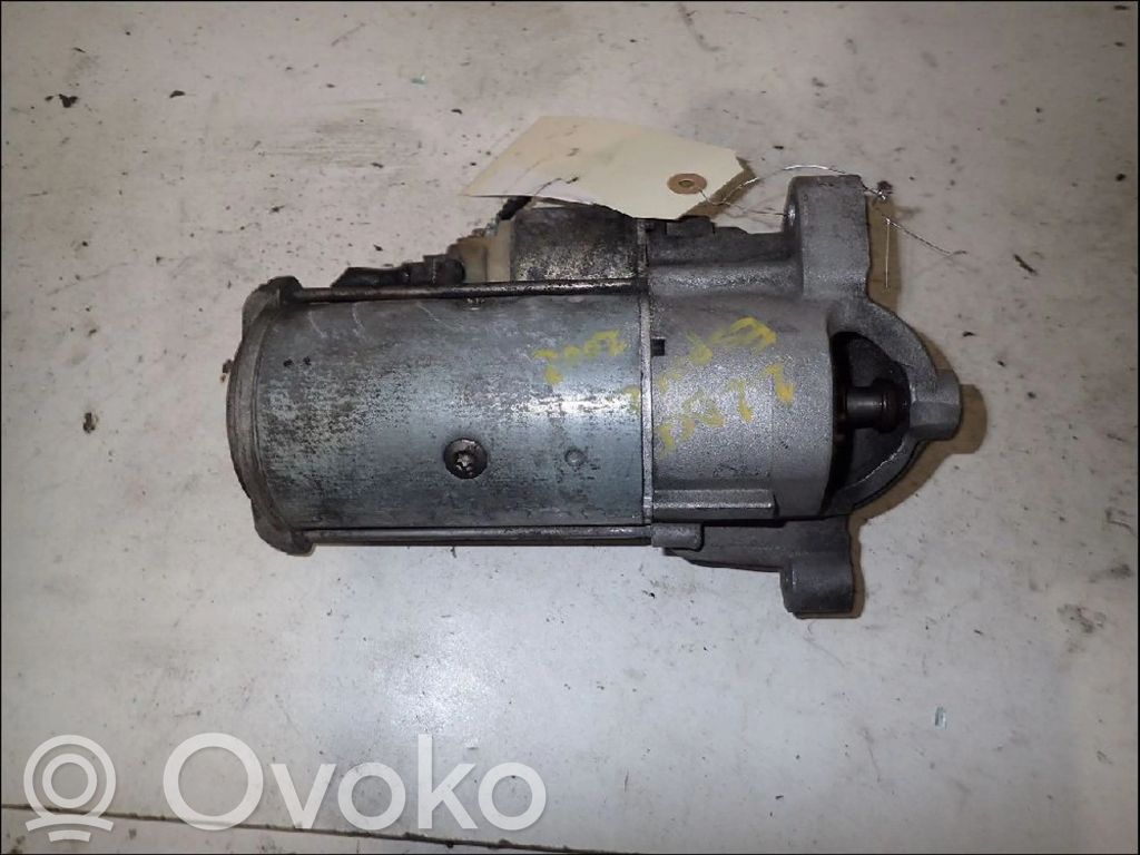 Motor de arranque   8200634602