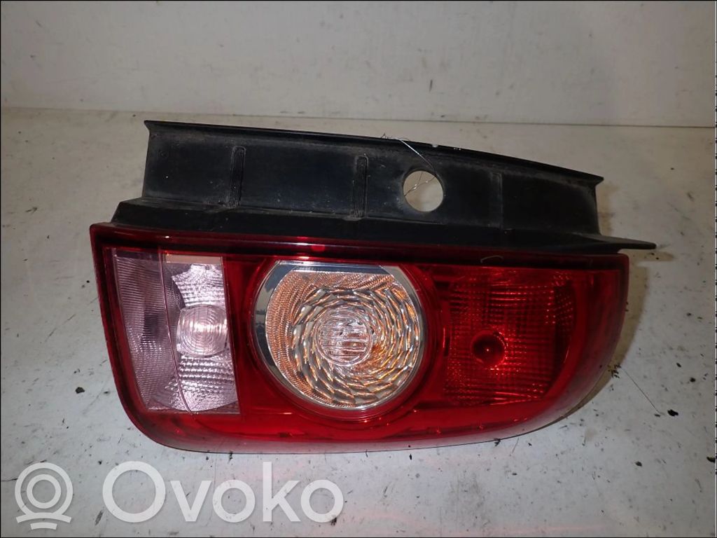 Dacia Duster Rear/tail lights 