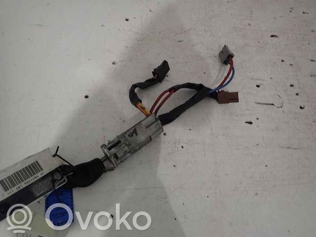 Citroen Saxo Ohjauspyörän lukitus 