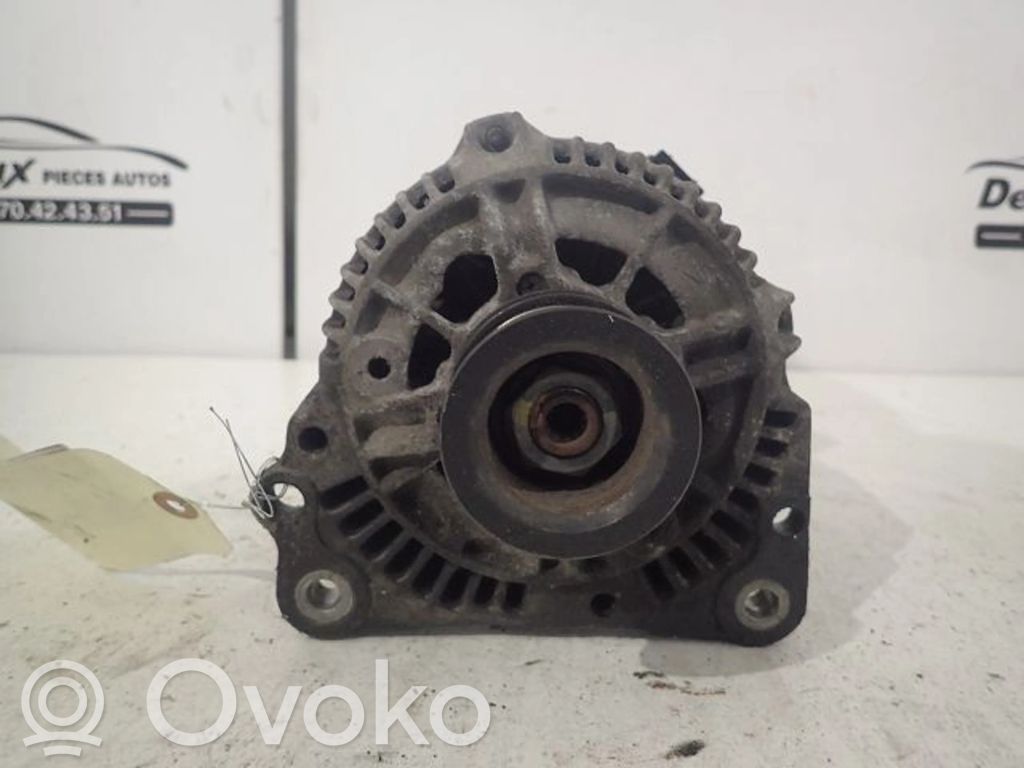 Volkswagen Golf III Generator/alternator 