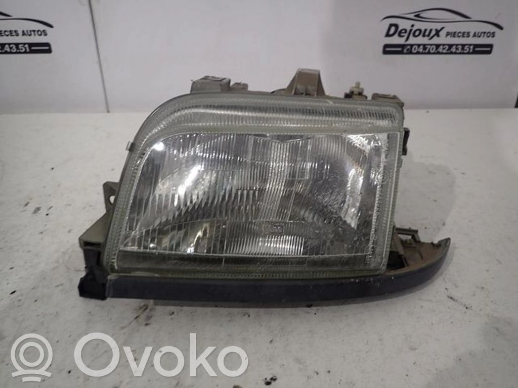 Renault Clio I Scheinwerfer 