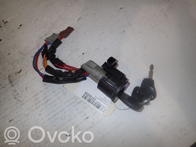 Citroen Saxo Ohjauspyörän lukitus 