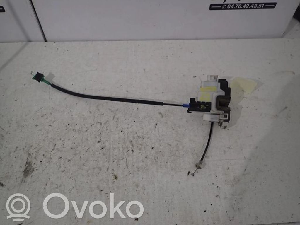 Peugeot Bipper Zamek drzwi przednich 