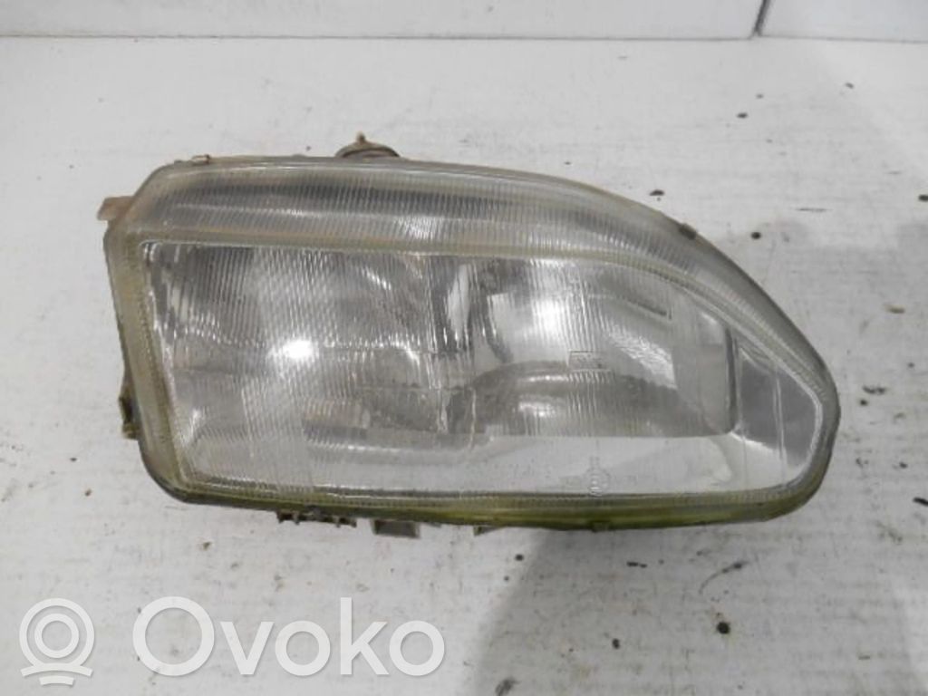 Renault Safrane Phare frontale 