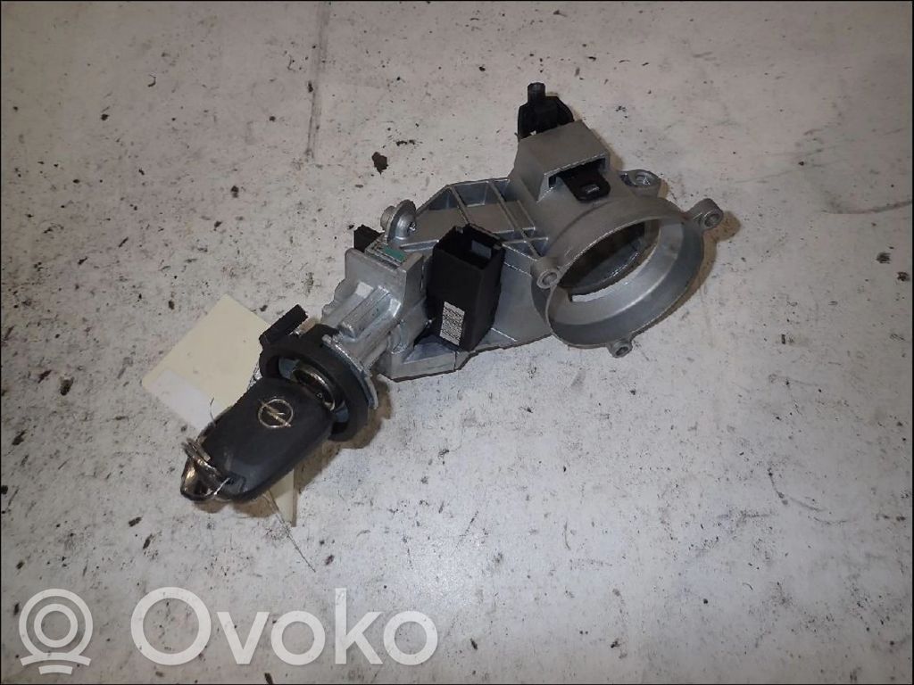 Opel Corsa D Steering wheel lock 
