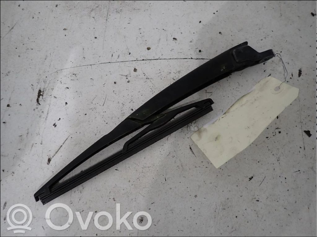 Renault Megane II Ramię wycieraczki szyby tylnej 