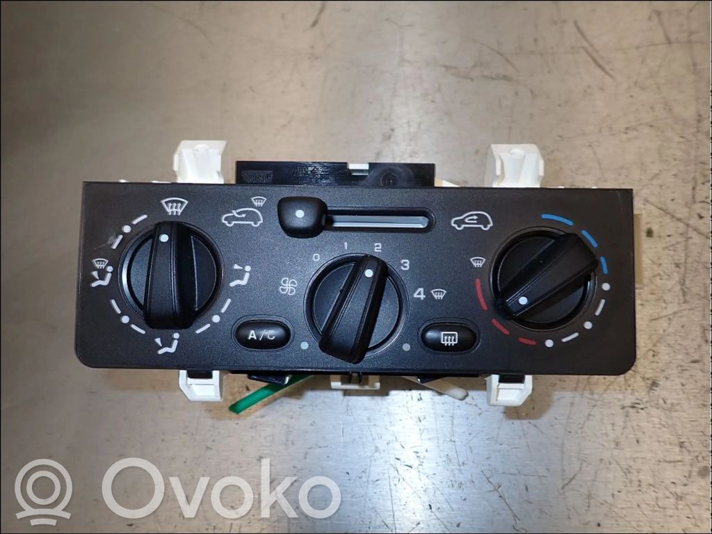 Peugeot 1007 Climate control unit 