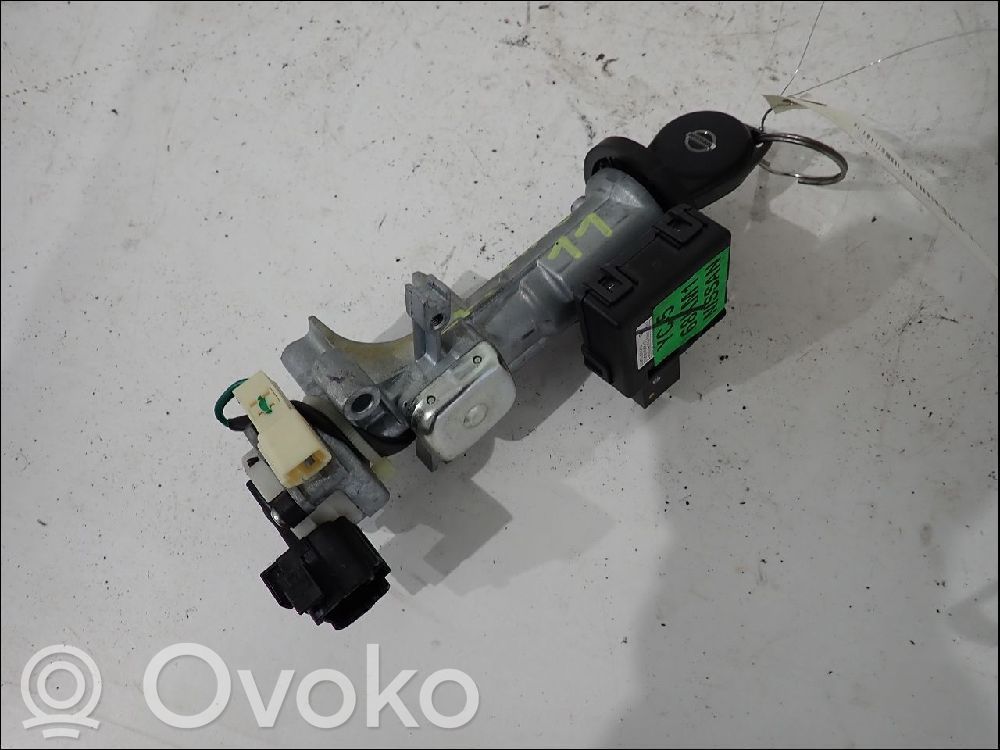Nissan Pixo Steering wheel lock 