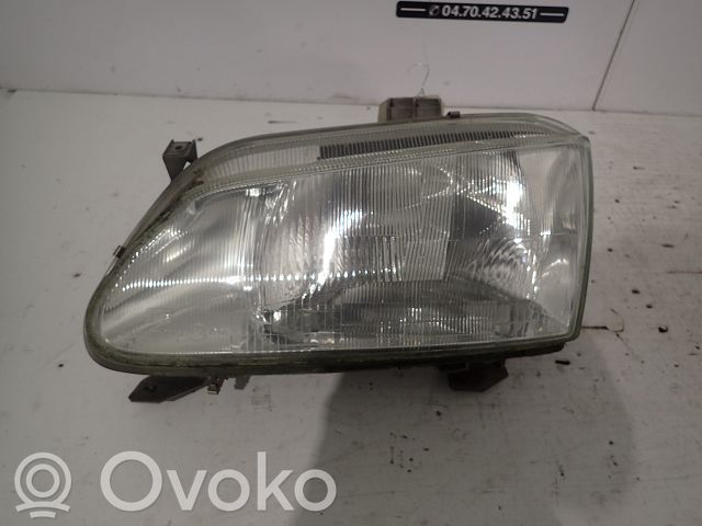 Renault Megane I Lampa przednia 