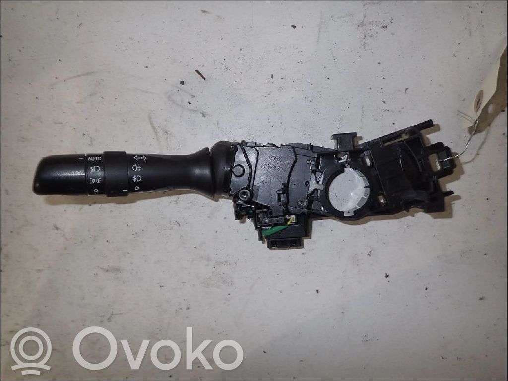 Toyota Yaris Palanca de intermitentes 