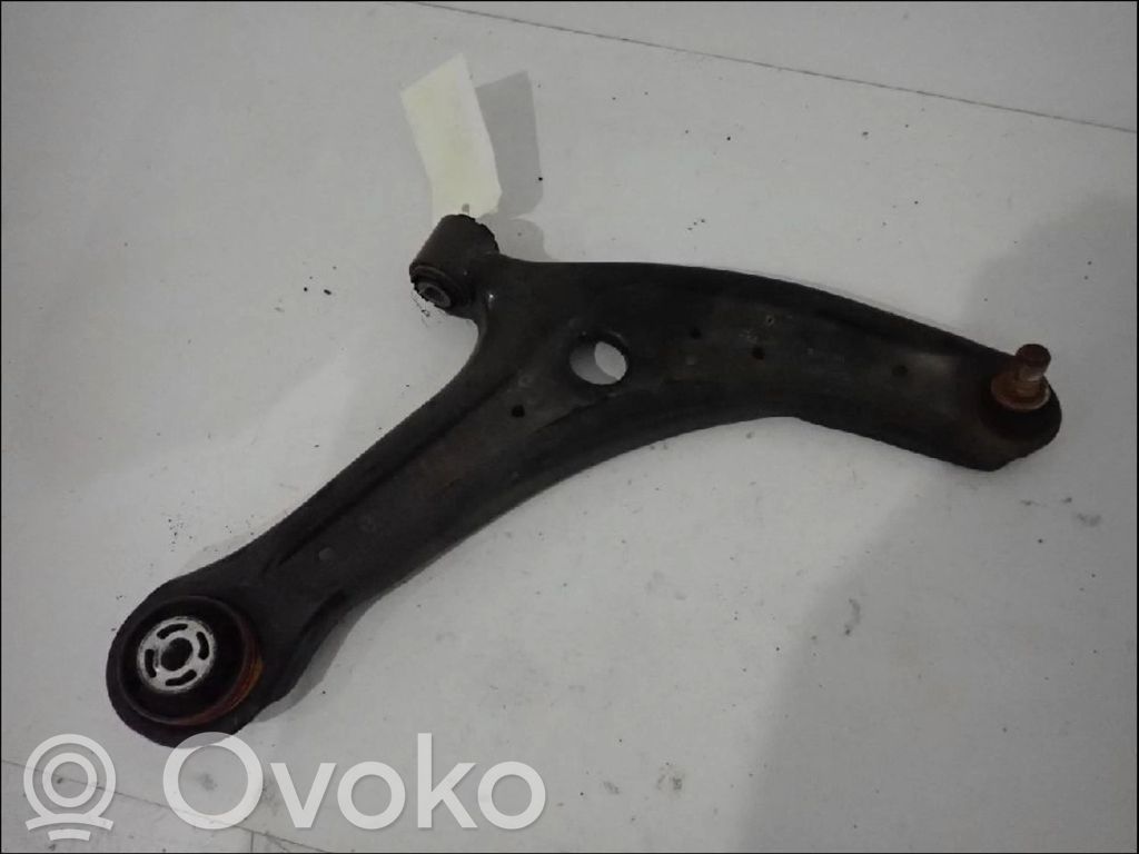 Ford Fiesta Dolny wahacz przedni 