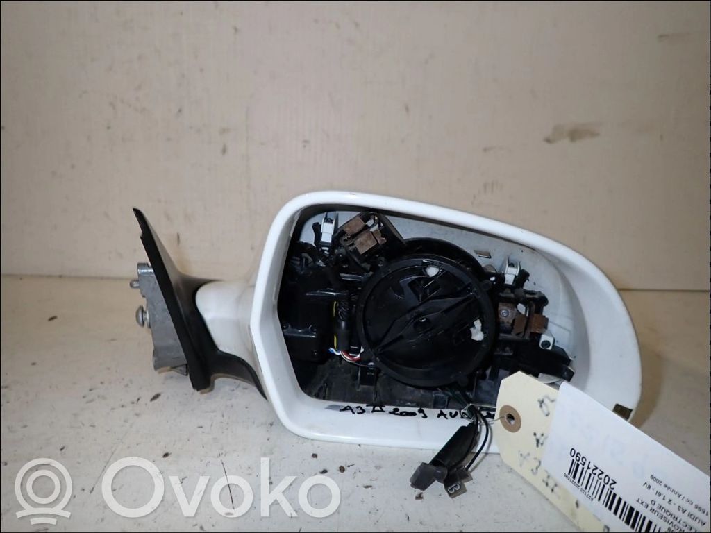 Audi A3 S3 8P Elektryczne lusterko boczne drzwi 