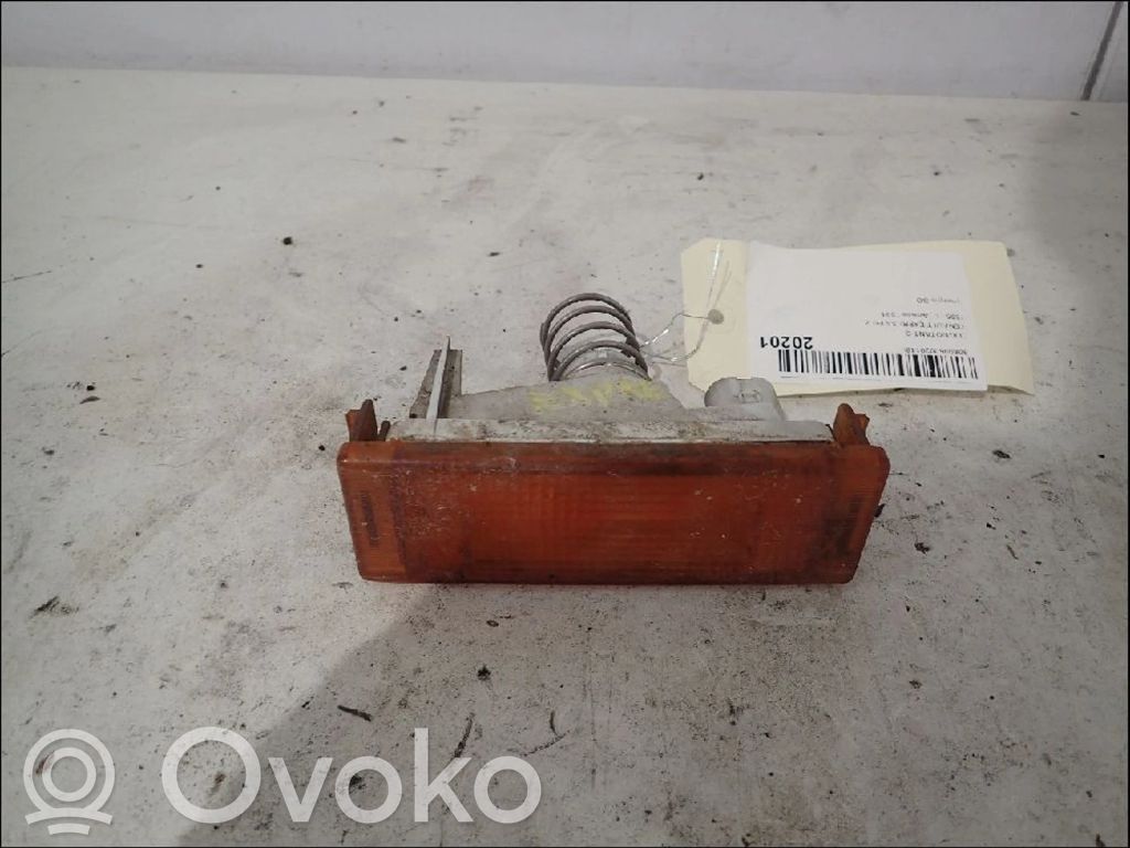 Renault Express Front indicator light 