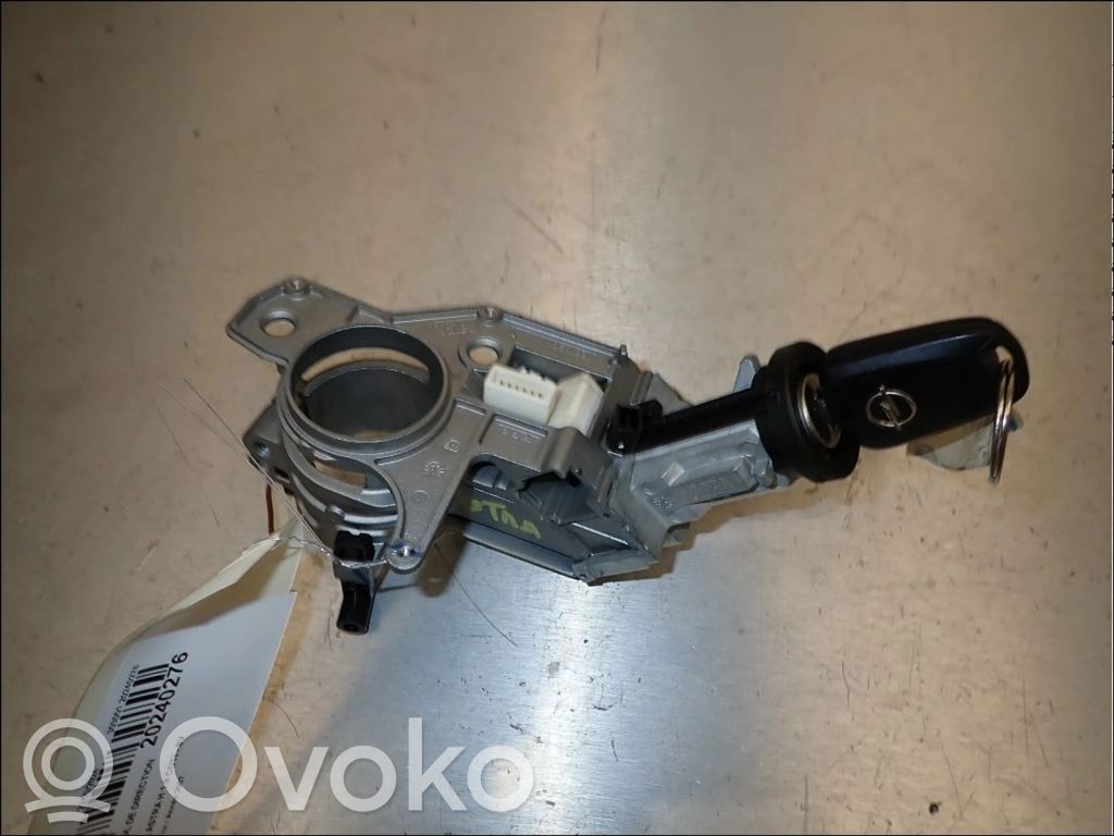 Opel Astra H Vairo užraktas 