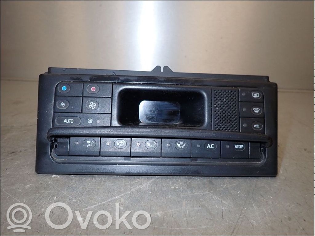 Renault Laguna I Climate control unit 