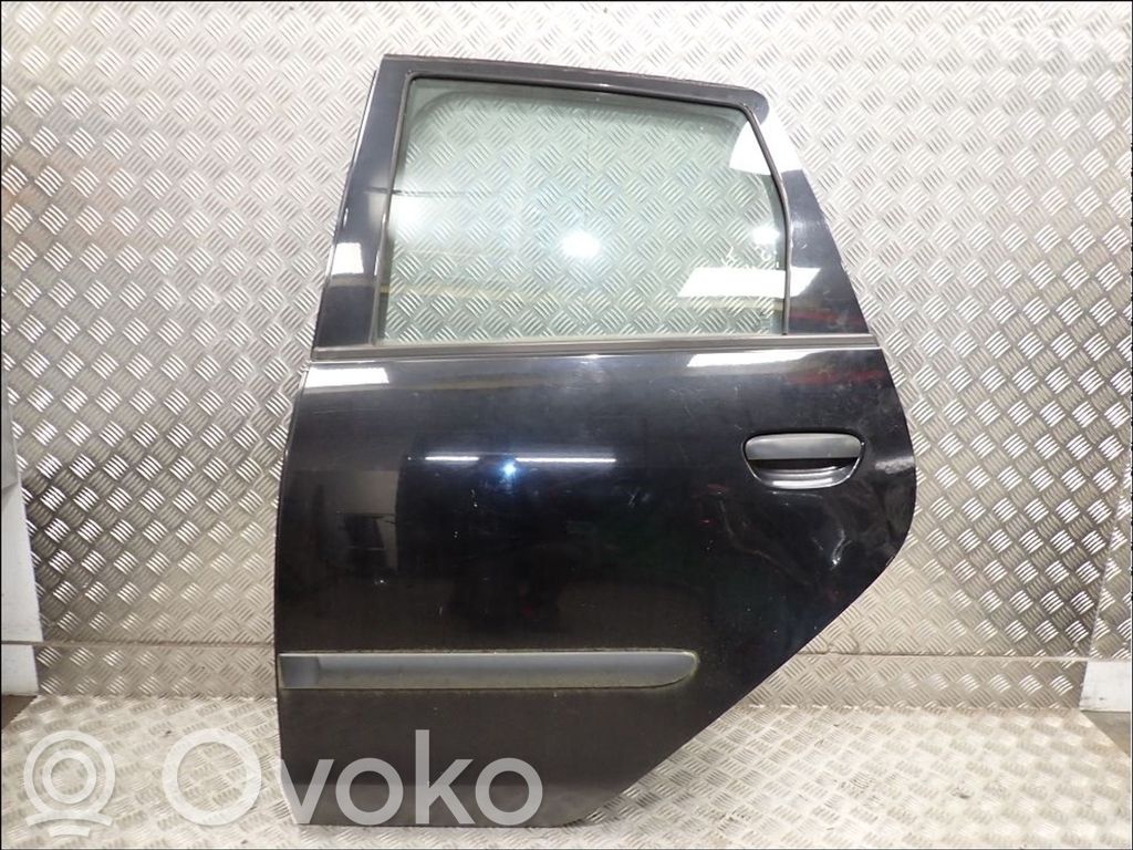 Mitsubishi Colt Puerta trasera 